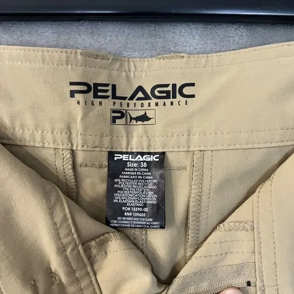 Pelagic Men’s Khaki Fishing Shorts Performance Outdoor Size 38 NEW - Picture 2 of 8